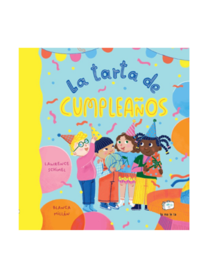 Un grupo de niños y niñas alrededor de una tarta de cumpleaños